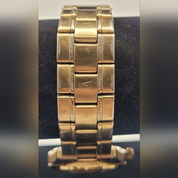 Guess Gold Tone Stainless Steel GMT Tachymeter Ladies Watch U12004L2​​​
